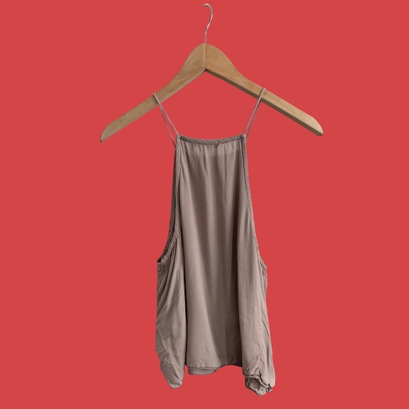 Brandy Melville Tank Top - Picture 2 of 5